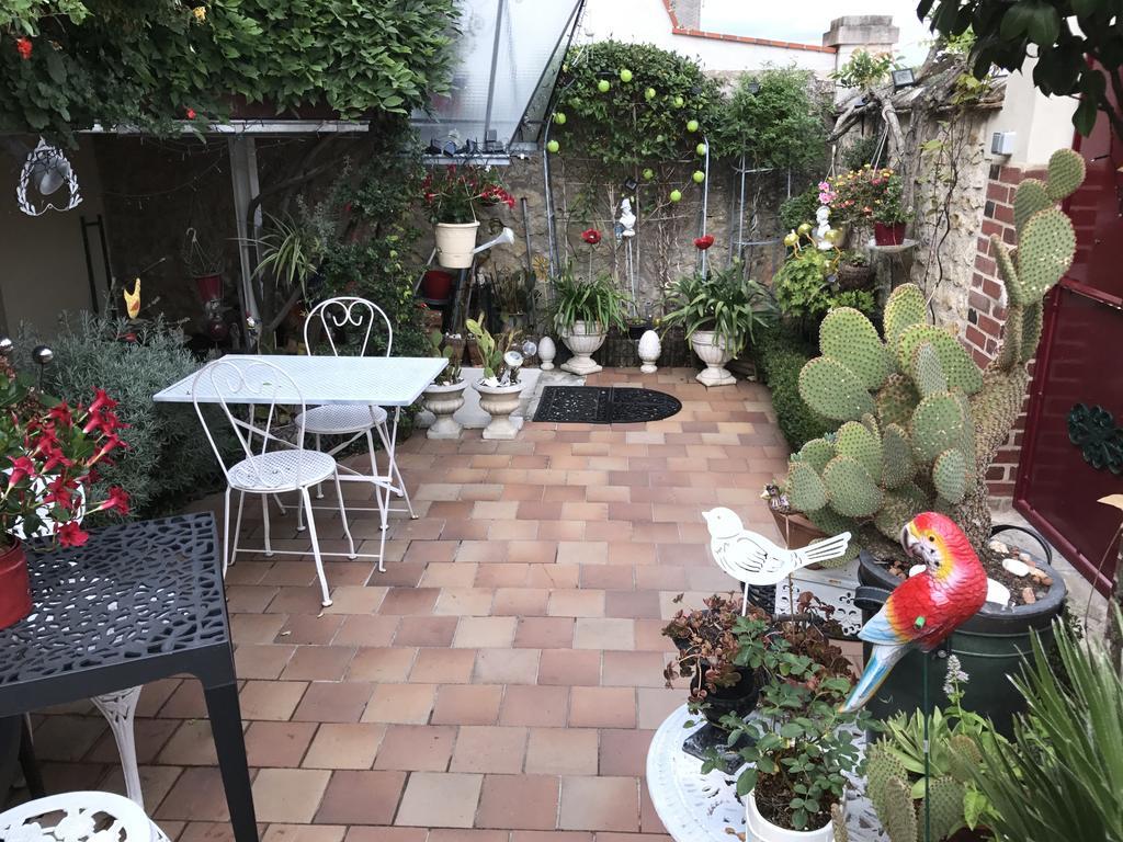 Les Studios de Soizick Amboise Extérieur photo